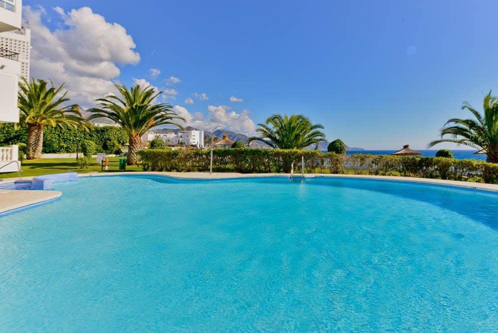 Las Palmeras Nerja Luaran gambar